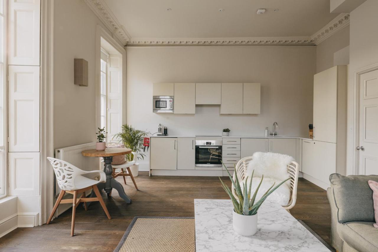 The Halcyon Hotel Apartments, George Street Bath Buitenkant foto